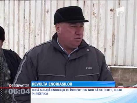 S-au rasculat impotriva preotului pentru ca le cere taxe prea mari