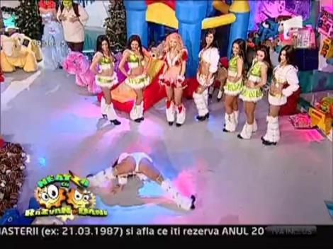 Andreea Balan - Mosule, ce tanar esti (Christmas party)