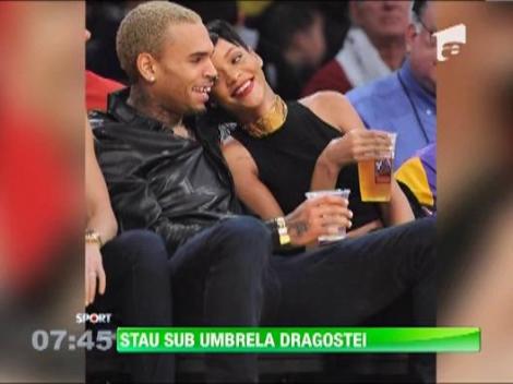 Rihanna si Chris Brown, vedetele de la meciul dintre Knicks si LA Lakers
