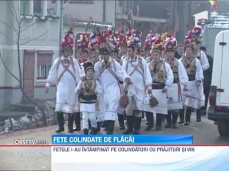 Balul fetelor nemaritate din Alba: colindate de flacai, in a doua zi de Craciun