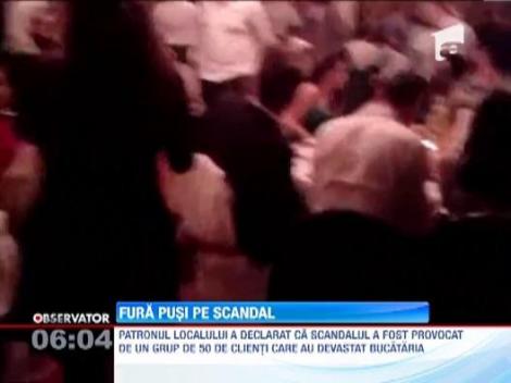 Patronul restaurantului in care invitatii s-au razvratit in noaptea de Revelion ii acuza pe clienti de furt