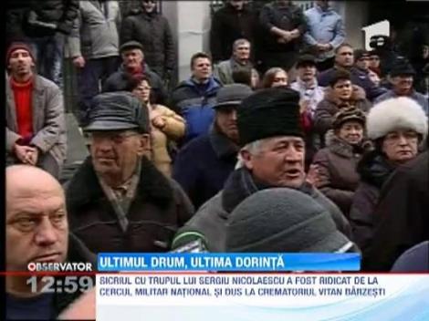 Sergiu Nicolaescu a mers pe ultimul drum. Trupul neinsufletit al marelui regizor a fost incinerat la crematoriul Vitan Barzesti