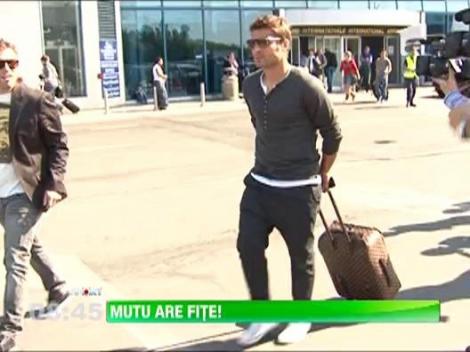 Mutu, bagat in sedinta de seful