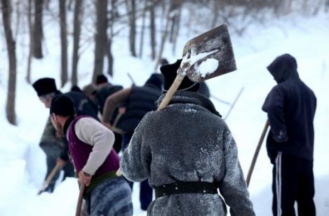 Autoritatile ignora "harta vantului" de la INMH! Prefera sa plateasca milioane de euro unor firme de deszapezire in loc sa caute solutii in zonele cu probleme