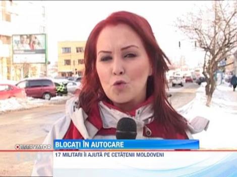 Blocati in autocare din cauza viscolului