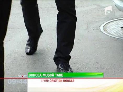 Spartanul Borcea matura pe jos cu Ionut Negoita