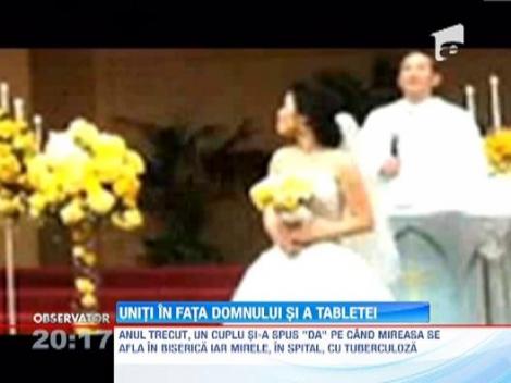 EXPERIENTA INEDITA: O americanca si-a facut nunta pe tableta