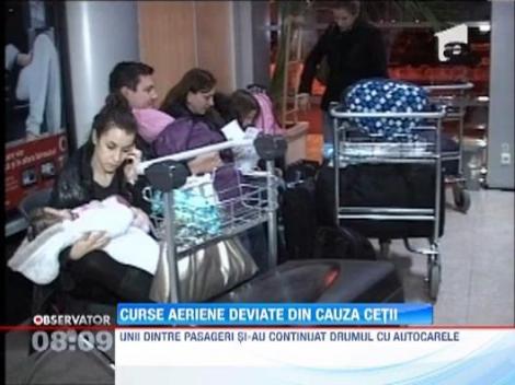 Traficul aerian a fost dat peste cap din cauza cetii. Mai multe curse au fost deviate