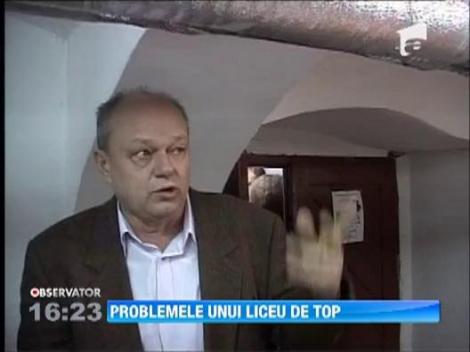 Elevii Colegiului "Andrei Saguna" din Brasov invata la subsol