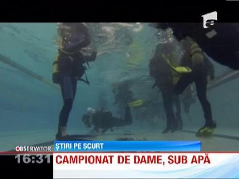 In Estonia se organizeaza un campionat de dame, sub apa