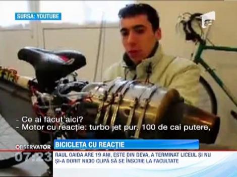 VIDEO: Un roman a inventat motorul cu reactie pentru bicicleta!!!