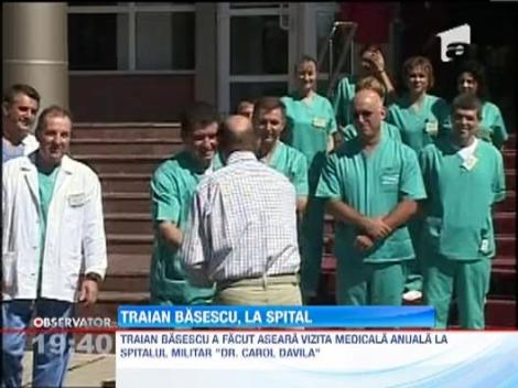 Traian Basescu a fost examinat de 13 medici