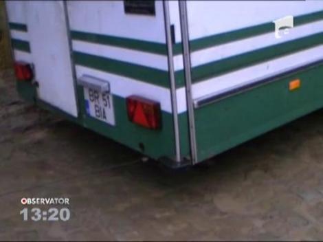 A crapat pamantul sub rotile masinii