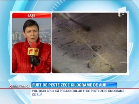 15 kilograme de aur furate din mall-ul din centrul Bacaului