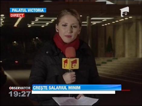 Salariul minim va creste de la 700 la 800 de lei. Pensiile vor fi si ele majorate de luna viitoare
