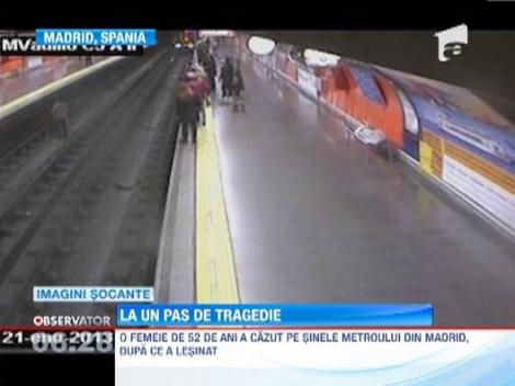 O femeie lesinata peste sine intr-o statie de metrou din Madrid, salvata in ultima clipa 
