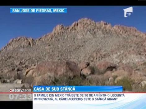O familie de mexicani traieste de 30 de ani intr-o pestera din mijlocul unui desert