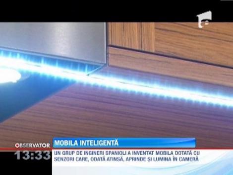 Inginerii spanioli au inventat mobila care aprinde lumina