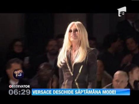 Casa Versace a deschis saptamana modei de la Paris