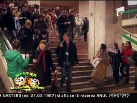 "Gala oamenilor", la metrou. Persoane obisnuite au devenit vedete
