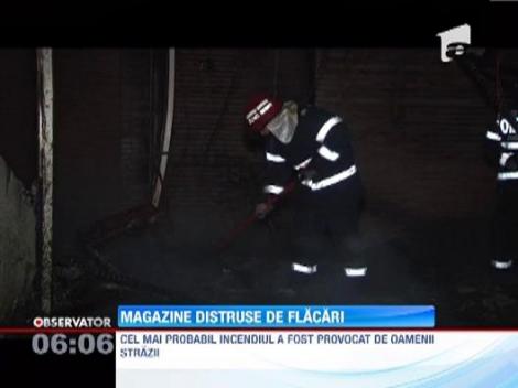 Doua magazine din Mamaia au fost distruse de un incendiu puternic