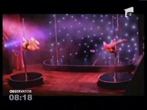 SEXY la scoala: Curs universitar de dans la bara