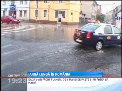 Prognoza pe urmatoarele trei luni. In plus, de 1 Mai si de Paste va ploua cu galeata