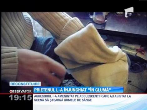 Un tanar de 20 de ani din Petrosani a fost injunghiat, de prietenul sau, in joaca! Apoi a fost aruncat in strada si abandonat