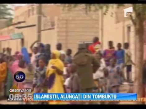 Islamistii, alungati din centrul cultural Timbuktu, din Mali