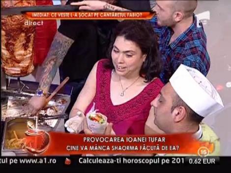 Dan Capatos a riscat si a mancat din shaorma facuta de Ioana Tufar!