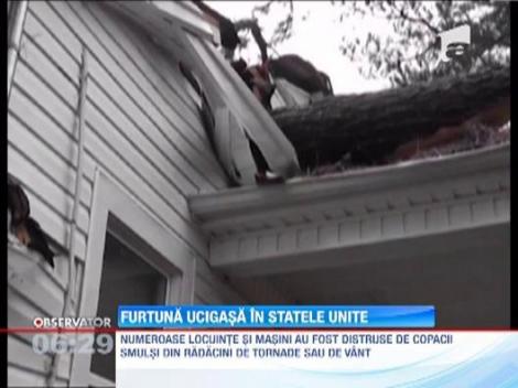 Furtuna ucigasa un sud-estul Statelor Unite. Doi oameni si-au pierdut viata
