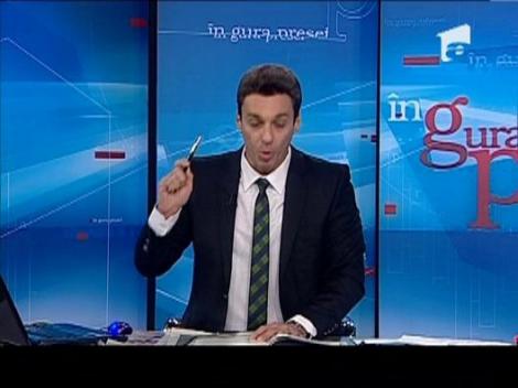 Mircea Badea citeste din cartea "100% antiBasescu"