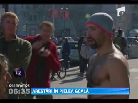 Patru militanti care protestau nud in fata primariei din San Francisco au fost arestati