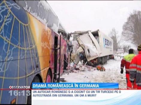 Un om a murit dupa ce un autocar romanesc s-a ciocnit cu un TIR, pe o autostrada din Germania