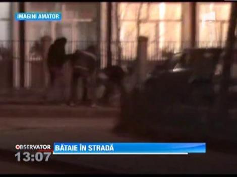 Bataie cu pumni si picioare in fata unei scoli din Gaesti! Scandalagiii au primit amenzi pentru tulburarea linistii publice de cate 500 de lei fiecare