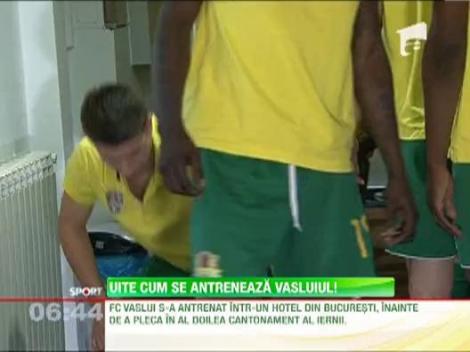 Elevii lui Hizo au facut antrenament pe holurile unui hotel din Bucuresti