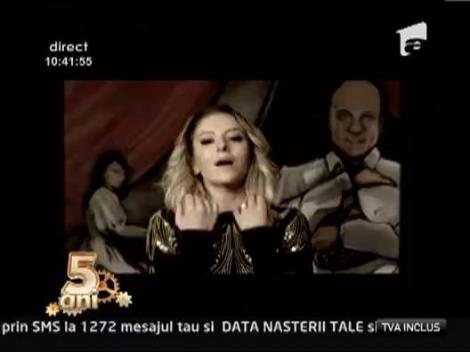 Giulia - Un om cu un pian