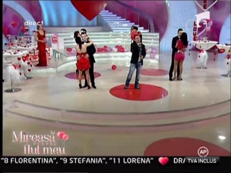 "Mireasa pentru fiul meu": Mihai Traistariu le-a cantat concurentilor, de Valentine's Day!