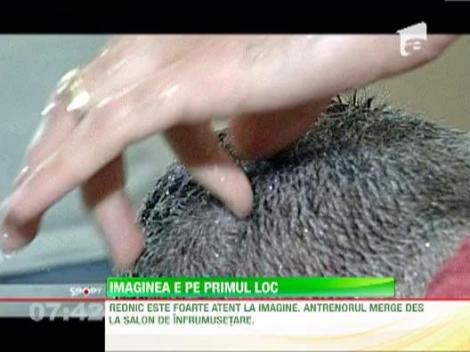 Mircea Rednic este client fidel al saloanelor de infrumusetare