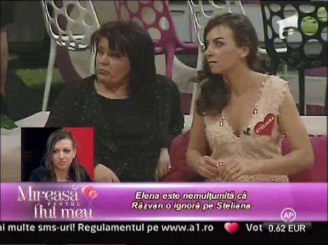 Elena este nemultumita ca Razvan o ignora pe Steliana