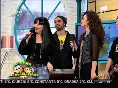 Trupa Electric Fence vrea sa ii reprezinte pe romani