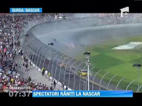 30 de spectatori au fost raniti in timpul unei curse de calificari din NASCAR