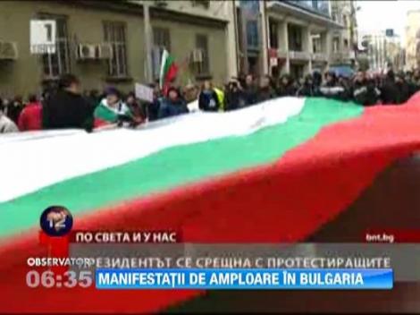 Zeci de mii de bulgari au protestat fata de facturile prea mari la electricitate