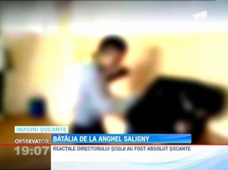 Un elev a fost batut crunt in sala de clasa de catre patru colegi