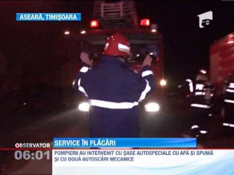 Timisoara: Un incendiu izbucnit la un service auto a scos zeci de oameni in strada, speriati ca le arde biserica