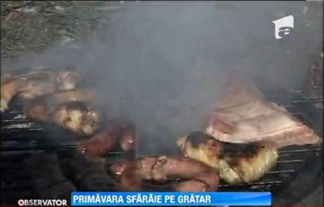 Soarele i-a scos din case pe romani, fie in parc, fie la un gratar