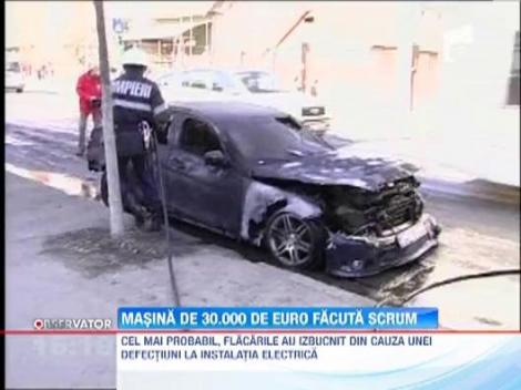 O masina de 30.000 de euro, cumparata in urma cu doua zile, a luat foc in centrul Clujului