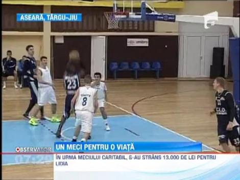 Baschetbalistii de la Energia Rovinari si elevii de la Colegiul National "Tudor Vladmirescu " au jucat un meci caritabil pentru strangerea de fonduri impotriva leucemiei