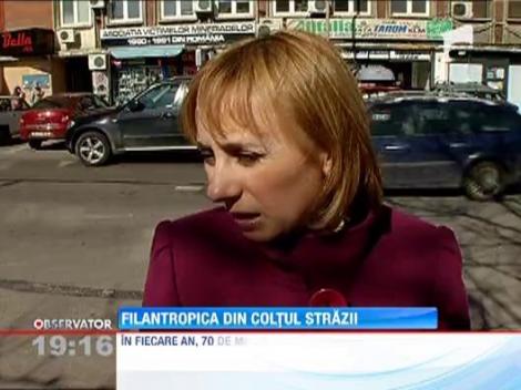 Orice mana intinsa de un copil ascunde un destin tulburator! In Romania, mii de copii sunt abuzati si trimisi cu forta la cersit