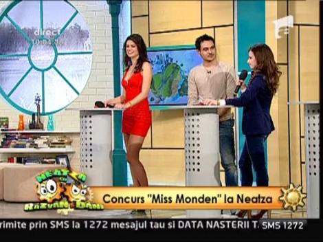 MISS MONDEN : Domnisoara "Fireste" si balerina care joaca tenis au dansat sexy cu mopul!